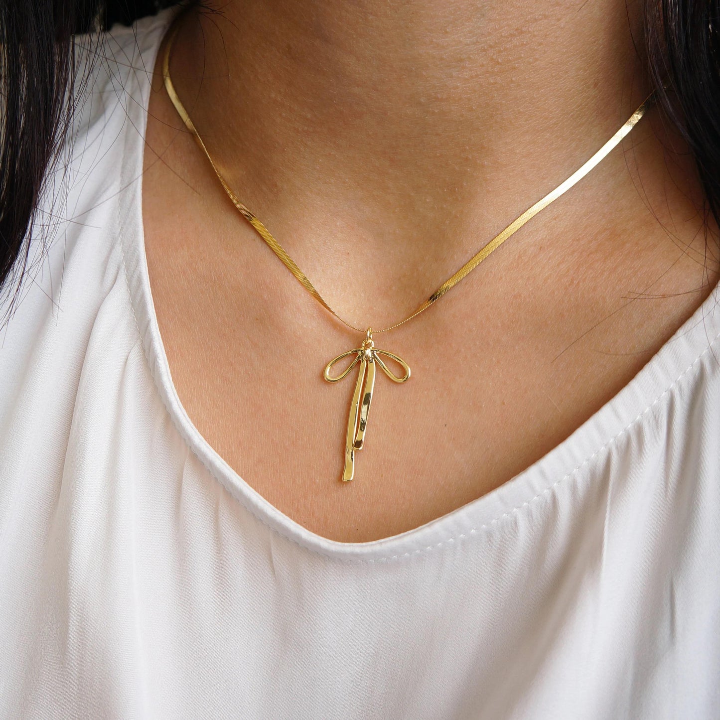 Gold Bow Necklace