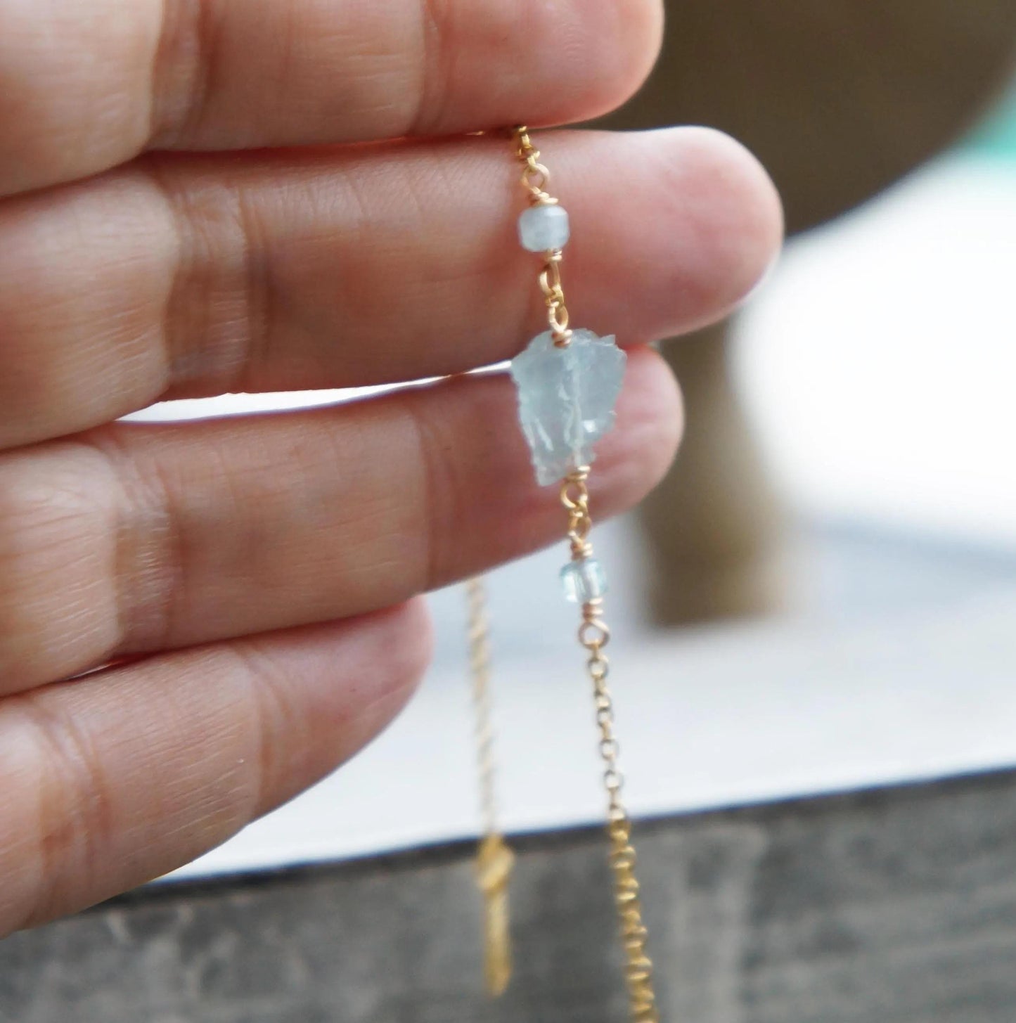 Raw Aquamarine Dainty Bracelet, Delicate Crystal Jewelry, Natural Healing Stone, Minimalist Style, Gift for Her, Aquamarine Crystal
