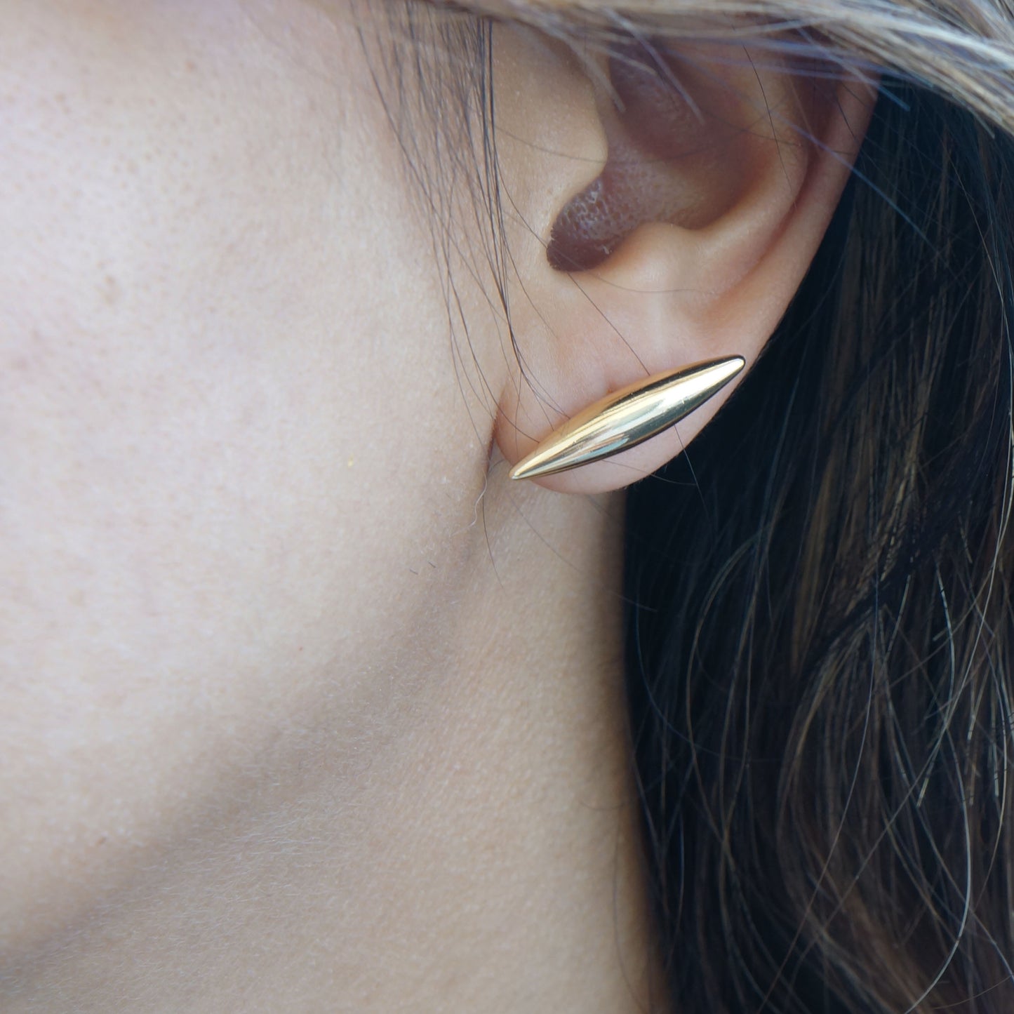 Elongated Gold Geometric Posts