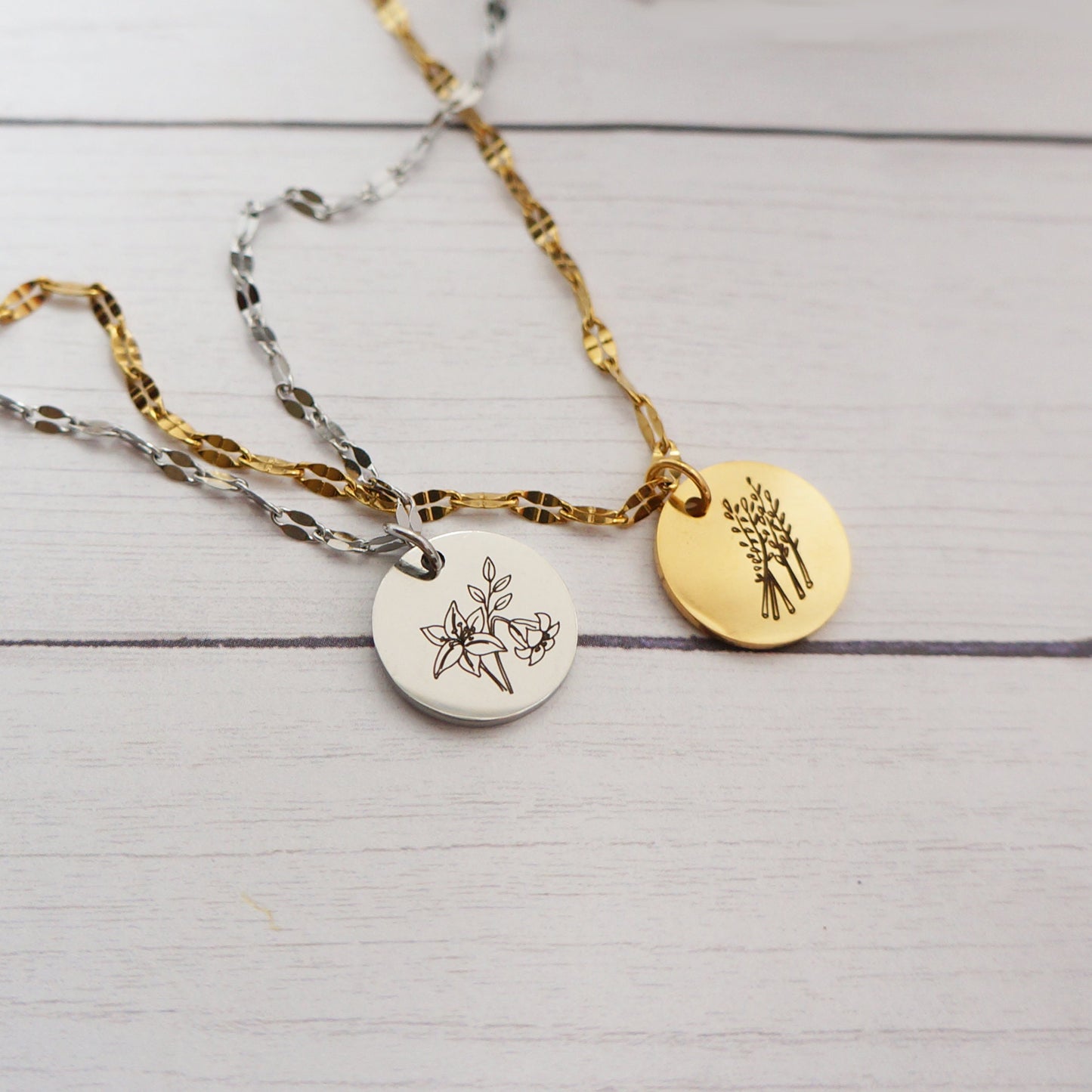 Month Flower Necklace/ Dainty Engraved Gold Disc Necklace/ Mom Teacher Birthday Gift/ Delicate Flower Necklace/ Bouquet Necklace DSC14