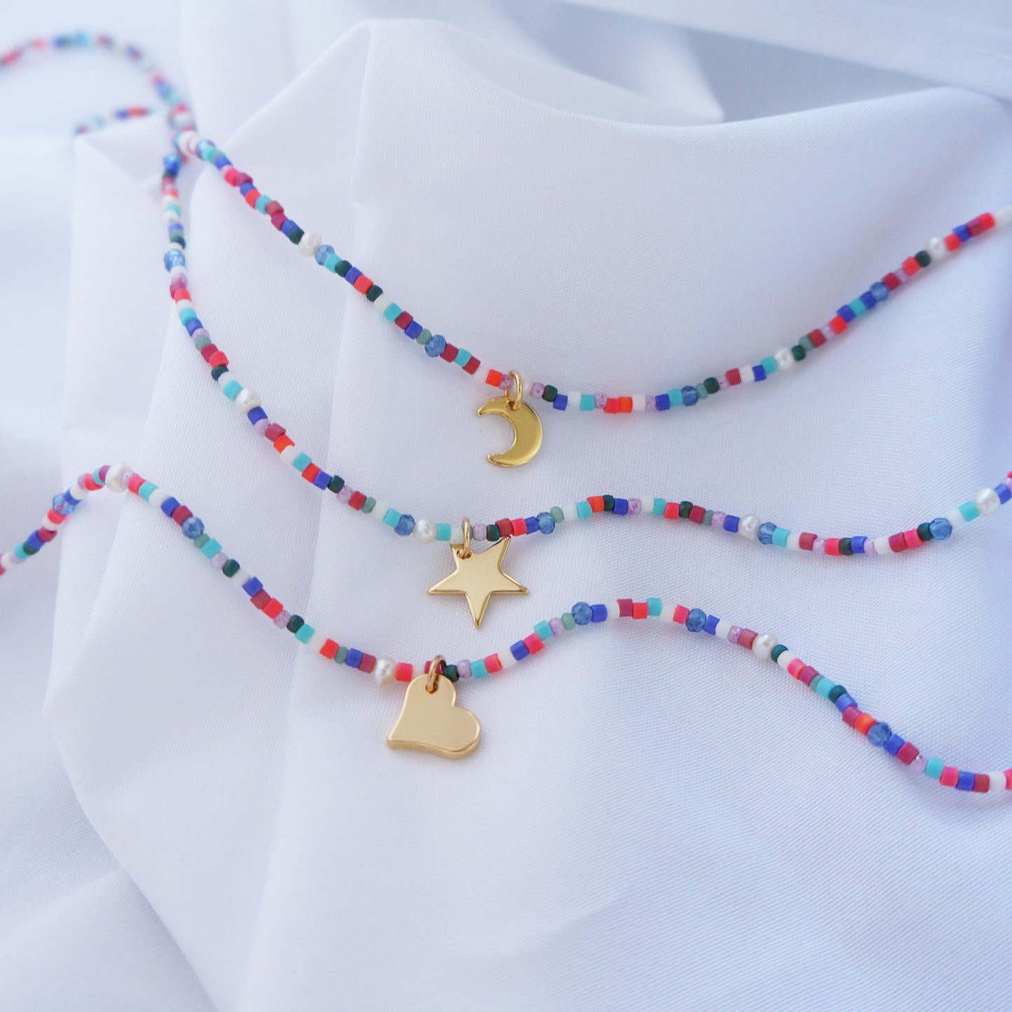 Dainty Colorful Beaded Charm Necklace Tiny Seed Beads White Fresh Water Pearls Necklace Choker Bohemian Necklace Gift for Women