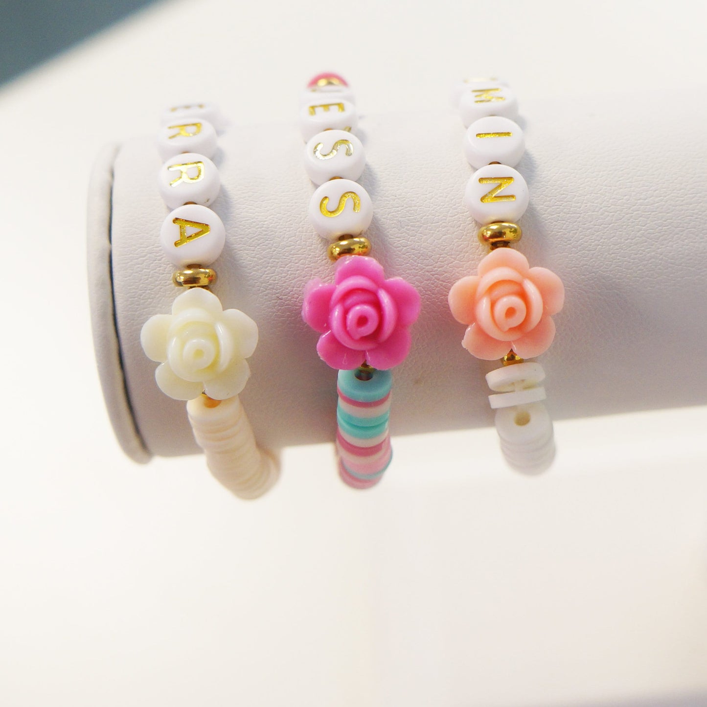 Floral Colorful Name Bracelet Elastic Friendship Bracelet Name Word Bridesmaids Bracelets Gifts White Gold Letters Family Bracelet