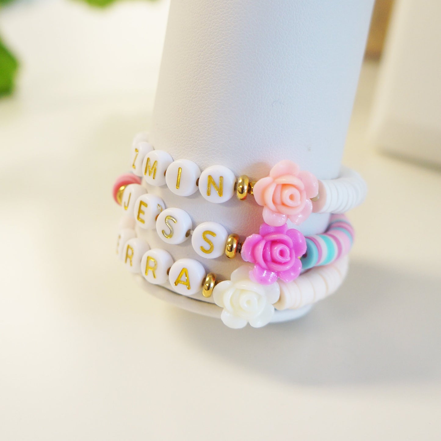 Floral Colorful Name Bracelet Elastic Friendship Bracelet Name Word Bridesmaids Bracelets Gifts White Gold Letters Family Bracelet