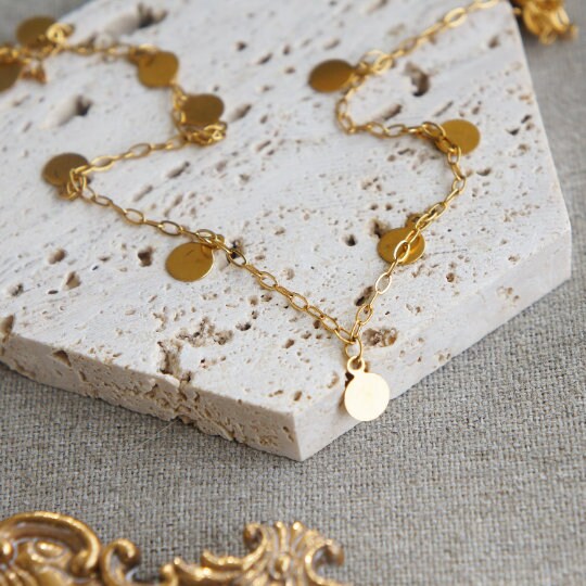 Dainty Gold Discs Chain Necklace