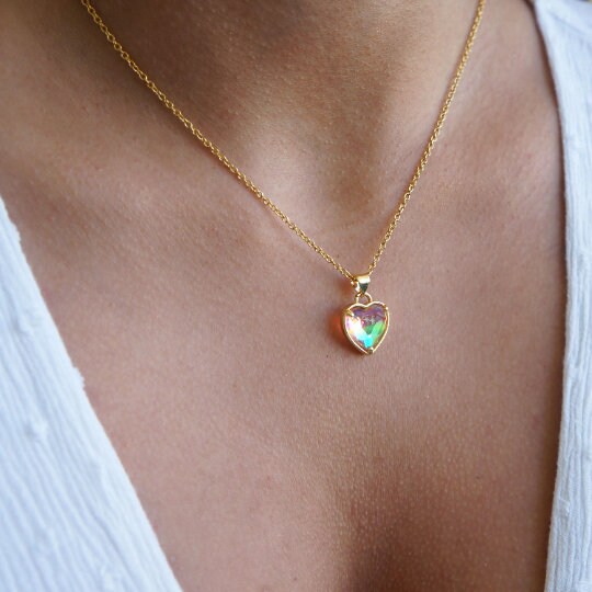 Colorful Gold Heart Necklace, Dainty Heart Pendant, Cute Mom Gift, Delicate Charm, Gift for Her, Heart Charm Necklace