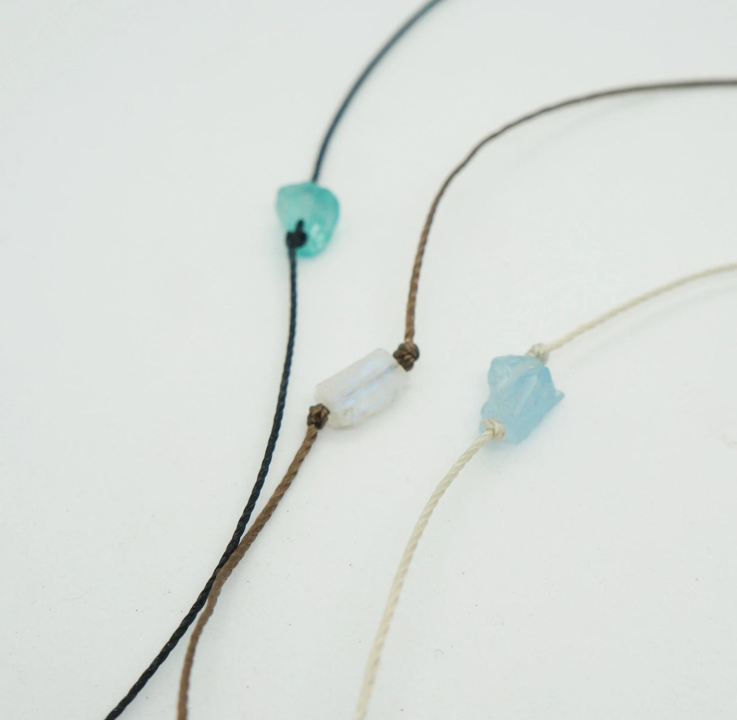 Raw Crystal Choker Natural Stones Powerful Necklace Adjustable Cord Necklace Layered Choker Aquamarine Apatite Moonstone Dainty Choker