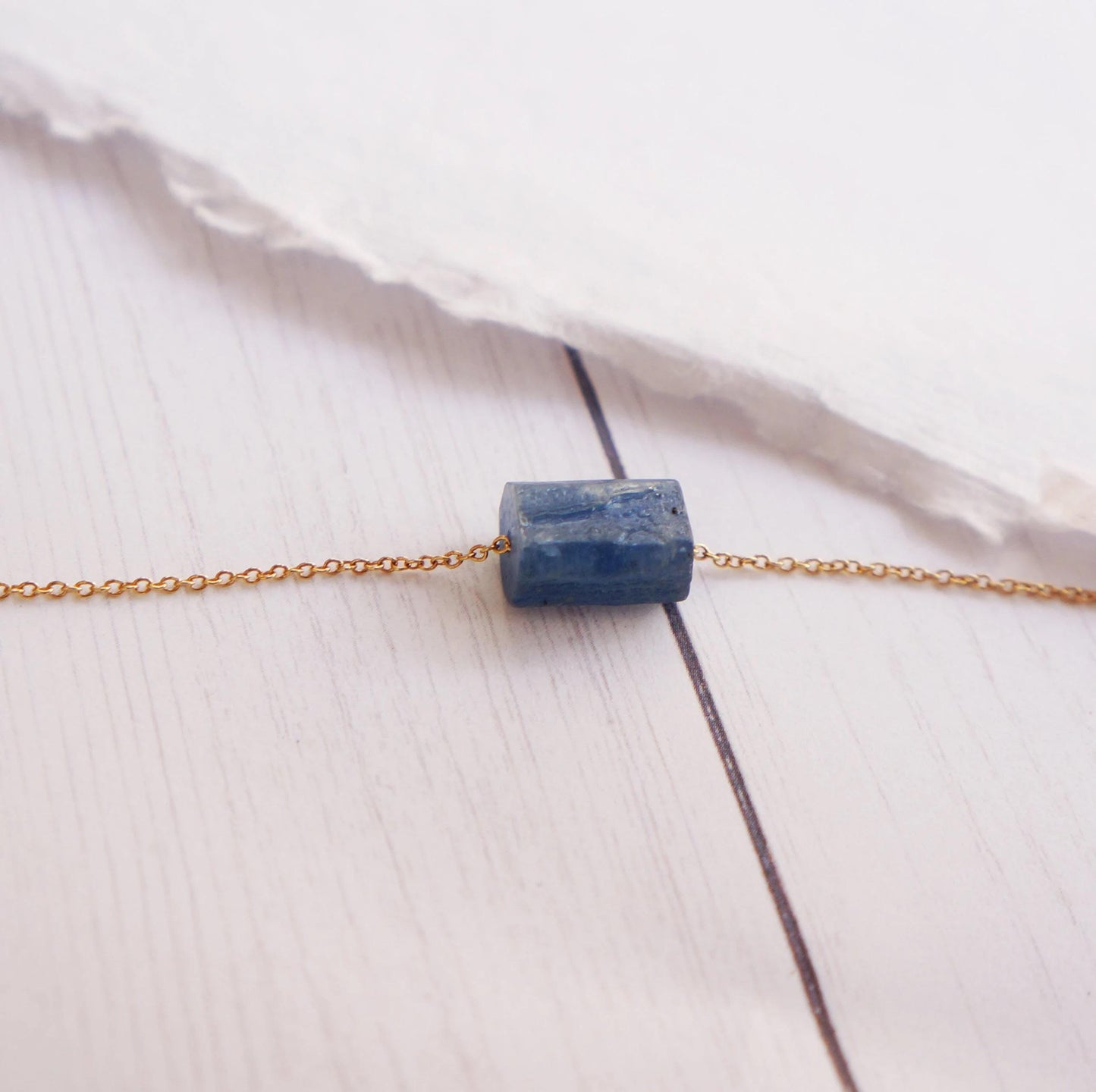 Raw Kyanite Necklace Natural Quartz Blue Rough Kyanite Pendant Necklace Friendship Necklace Gift Idea for Her Powerful Crystal Natural Stone