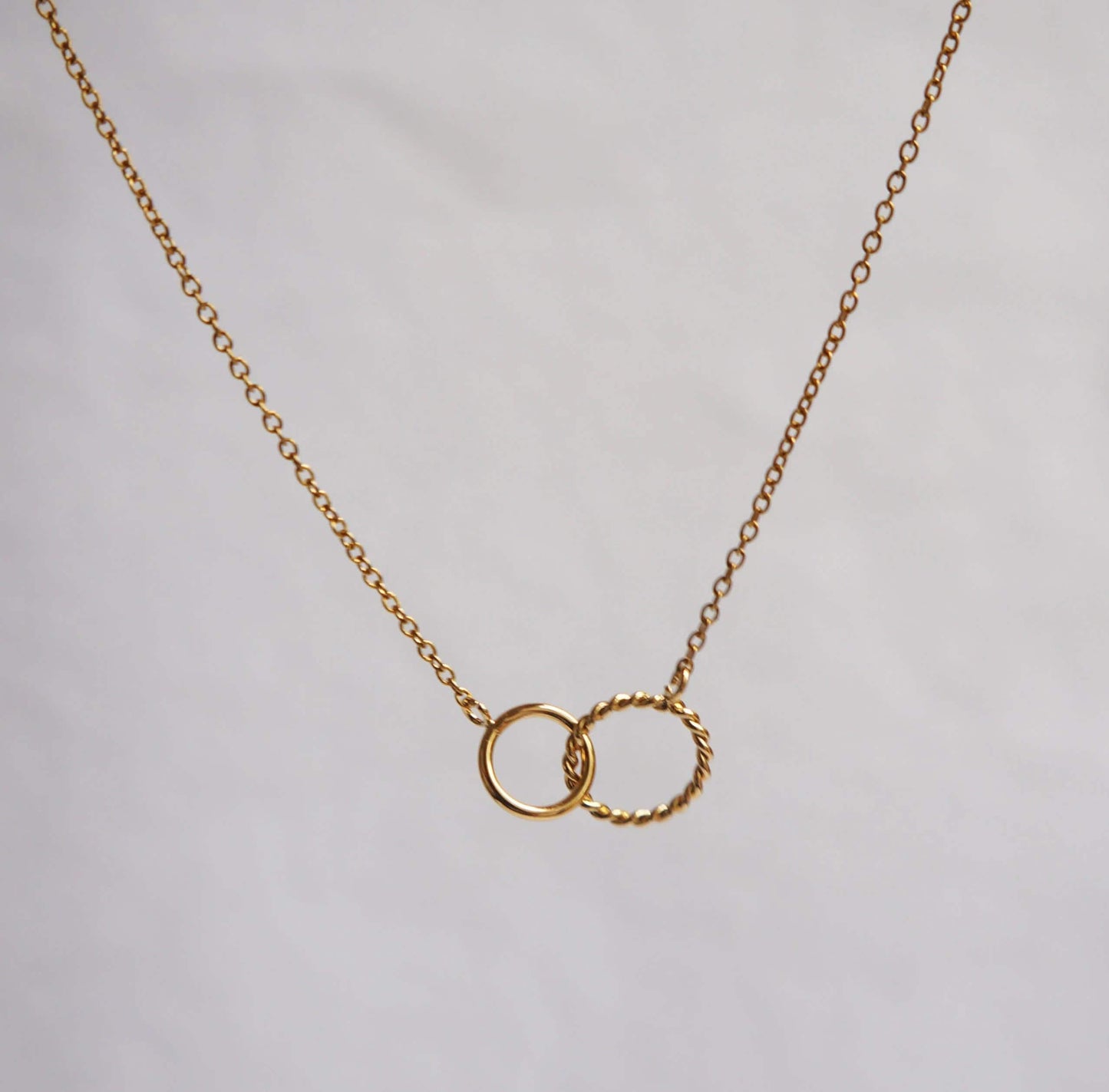 Mini Interlocking Circles Necklace Mother Daughter