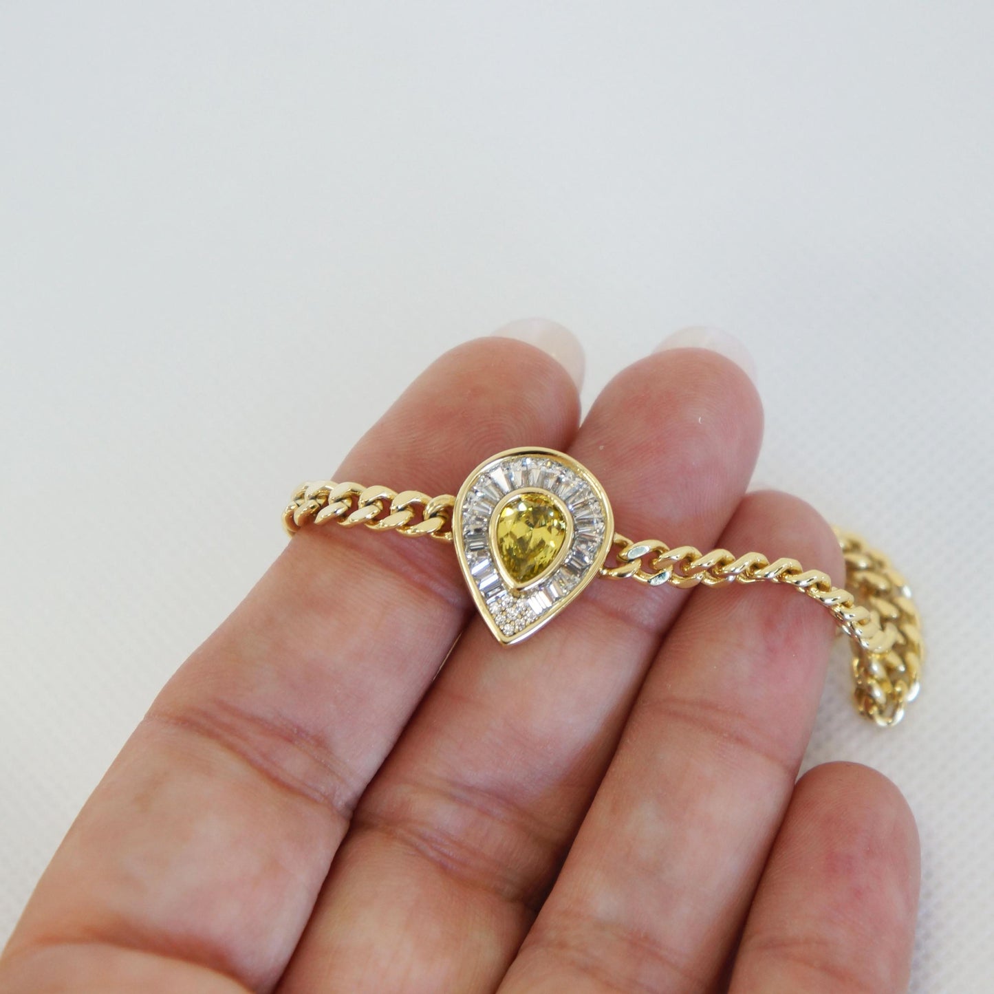 Crystal Gold Sparkling Bracelet