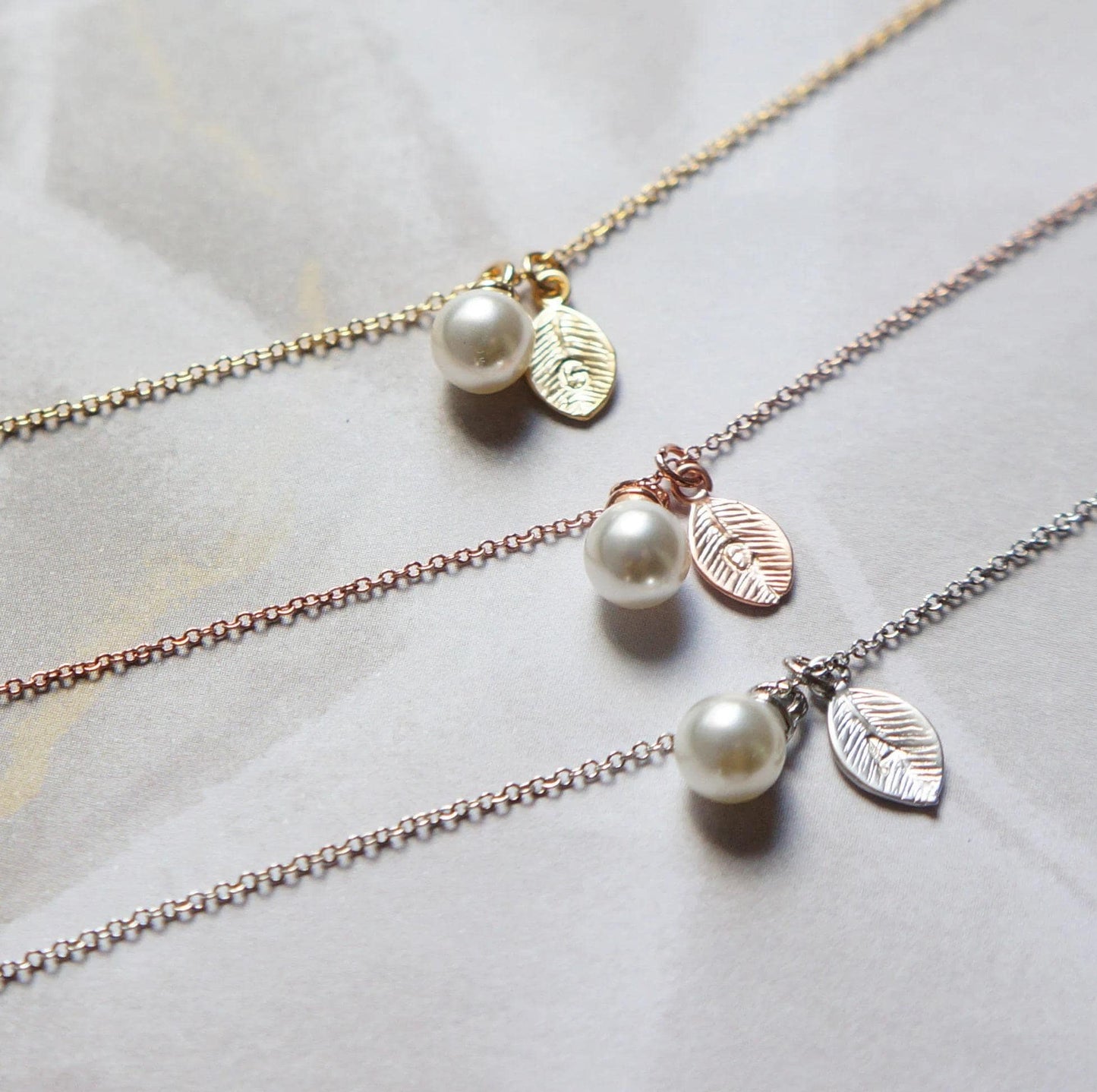 Dainty Pearl Necklace Bridesmaid Gift Personalized Tiny Leaf Necklace Girls Necklace Minimal Pearl Necklace Bridal Jewelry