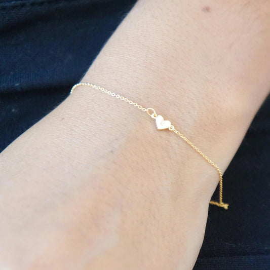 Tiny Gold Heart Bracelet Personalized Friendship Bracelet LOVE Dainty Heart Jewelry Thin Chain Bracelet Initial Heart Bridesmaid Gift