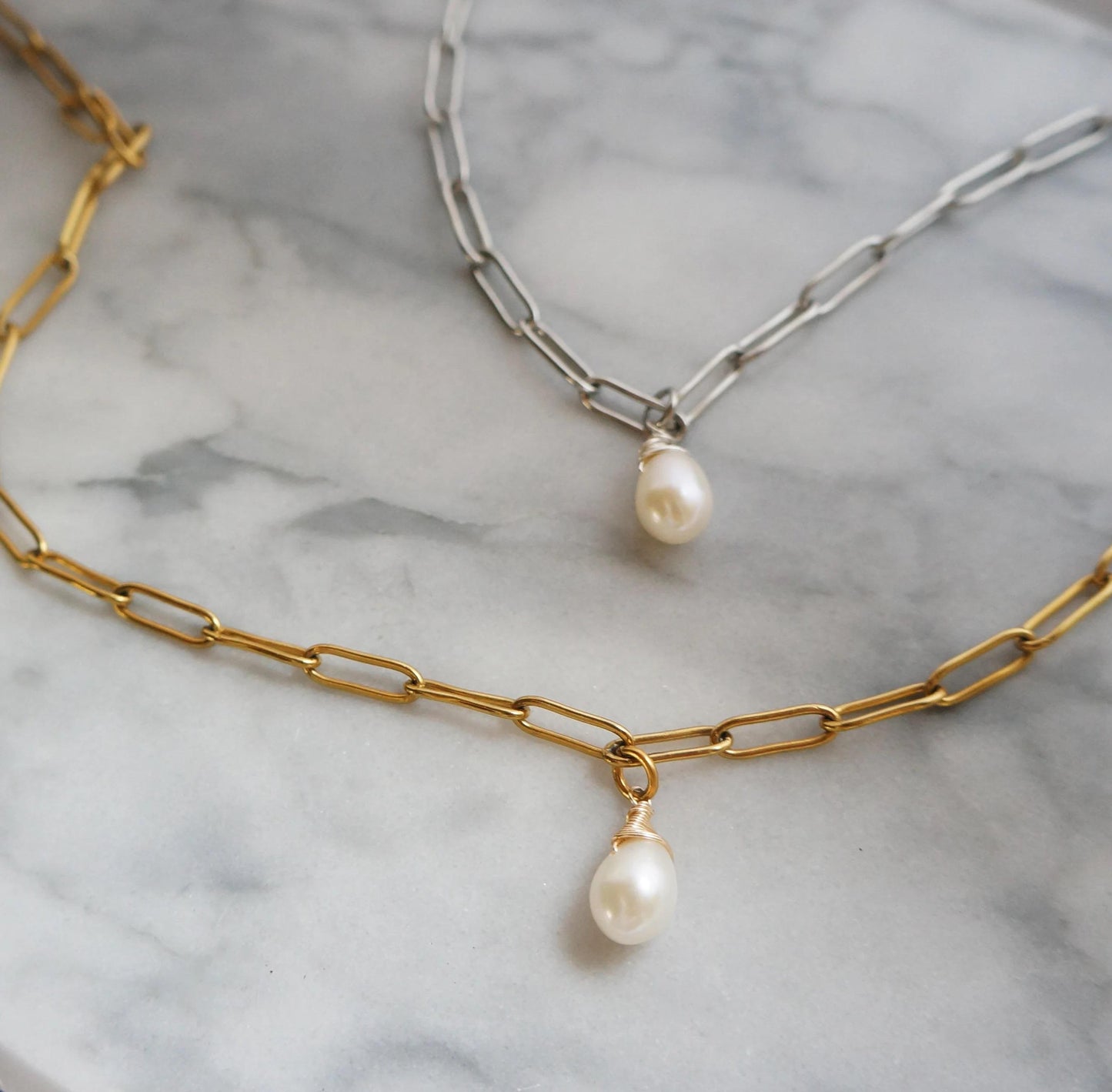 White Pearl Necklace Paper Clip Chain Pearl Necklace Modern Bridesmaid Gift Mother's Day Necklace June Birthstone Necklace Drop Pearl