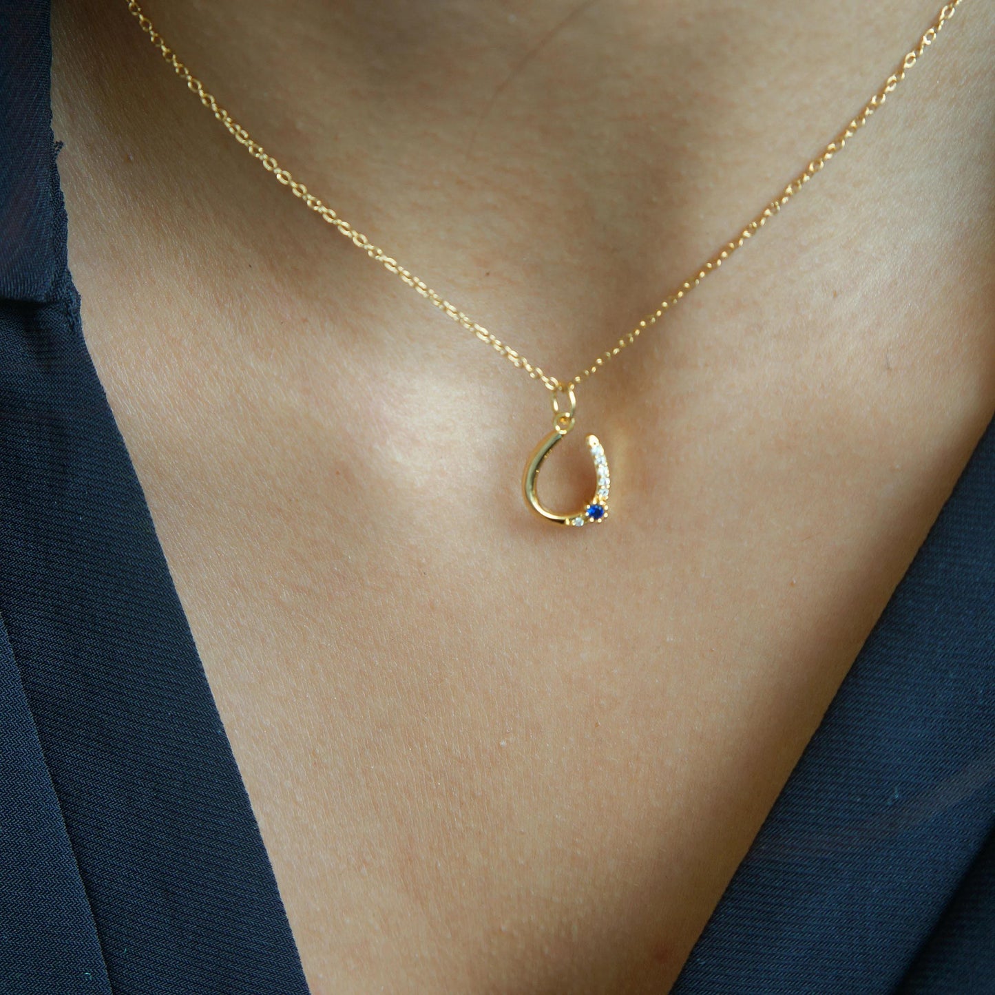 Dainty Gold Horseshoe Necklace