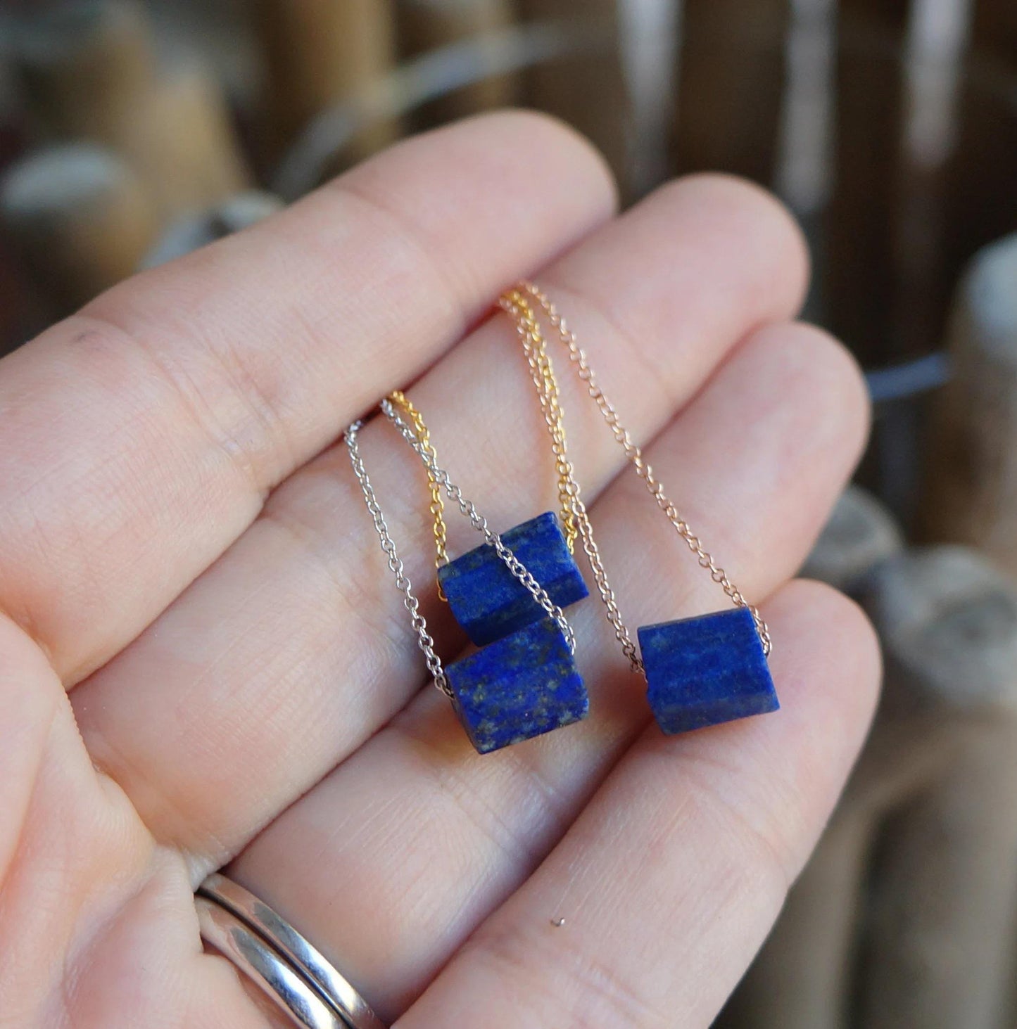 Raw Crystal Necklace Blue Lapis Lazuli Necklace  Rough Stone Layering Necklace Natural Lapis Lazuli Stone Pendant Crystal Necklace