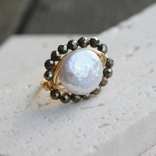 Coin White Pearl Ring