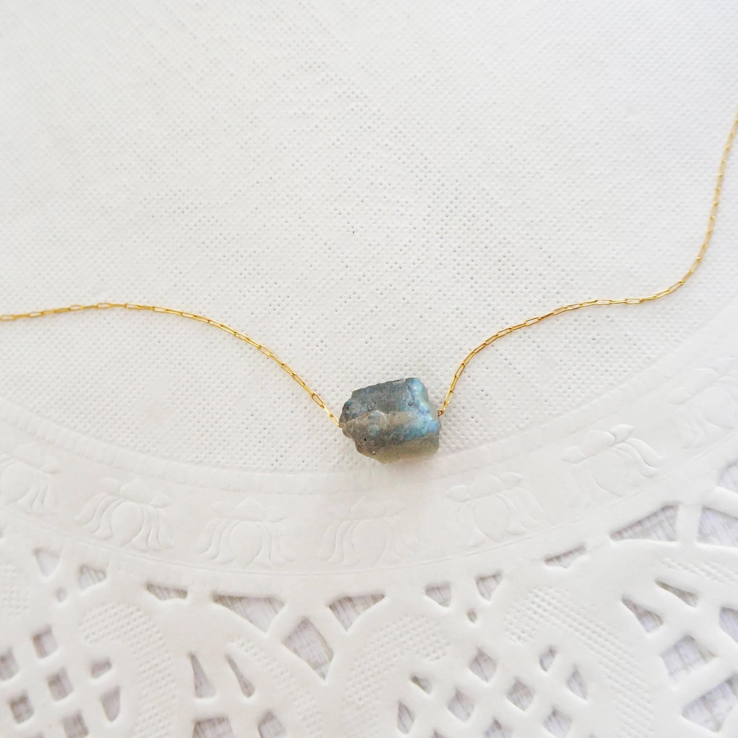 Raw Crystal Necklace Labradorite Necklace Rough Stone Layering Necklace Natural Labradorite Stone Pendant Powerful Necklace Natural Crystals