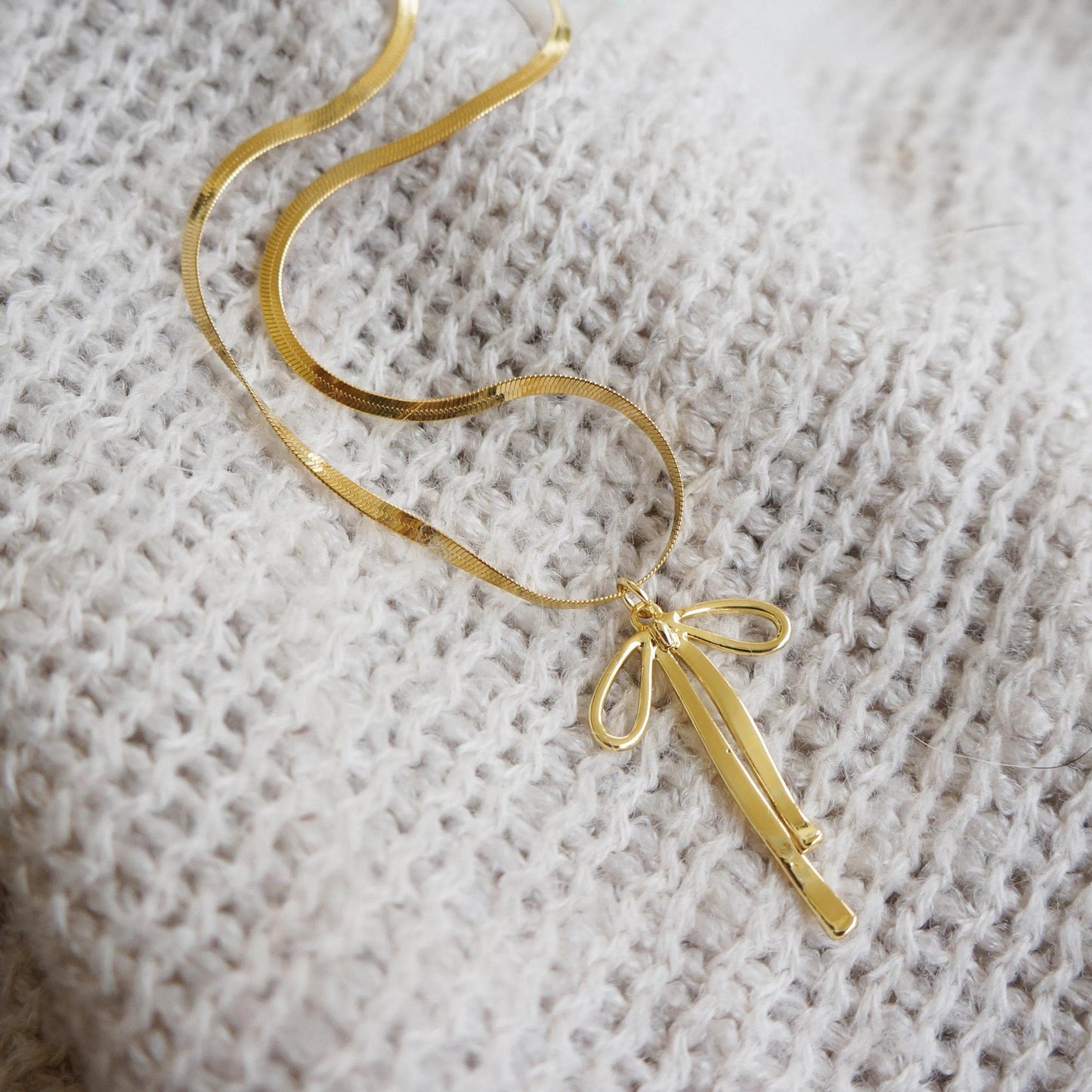 Gold Bow Necklace