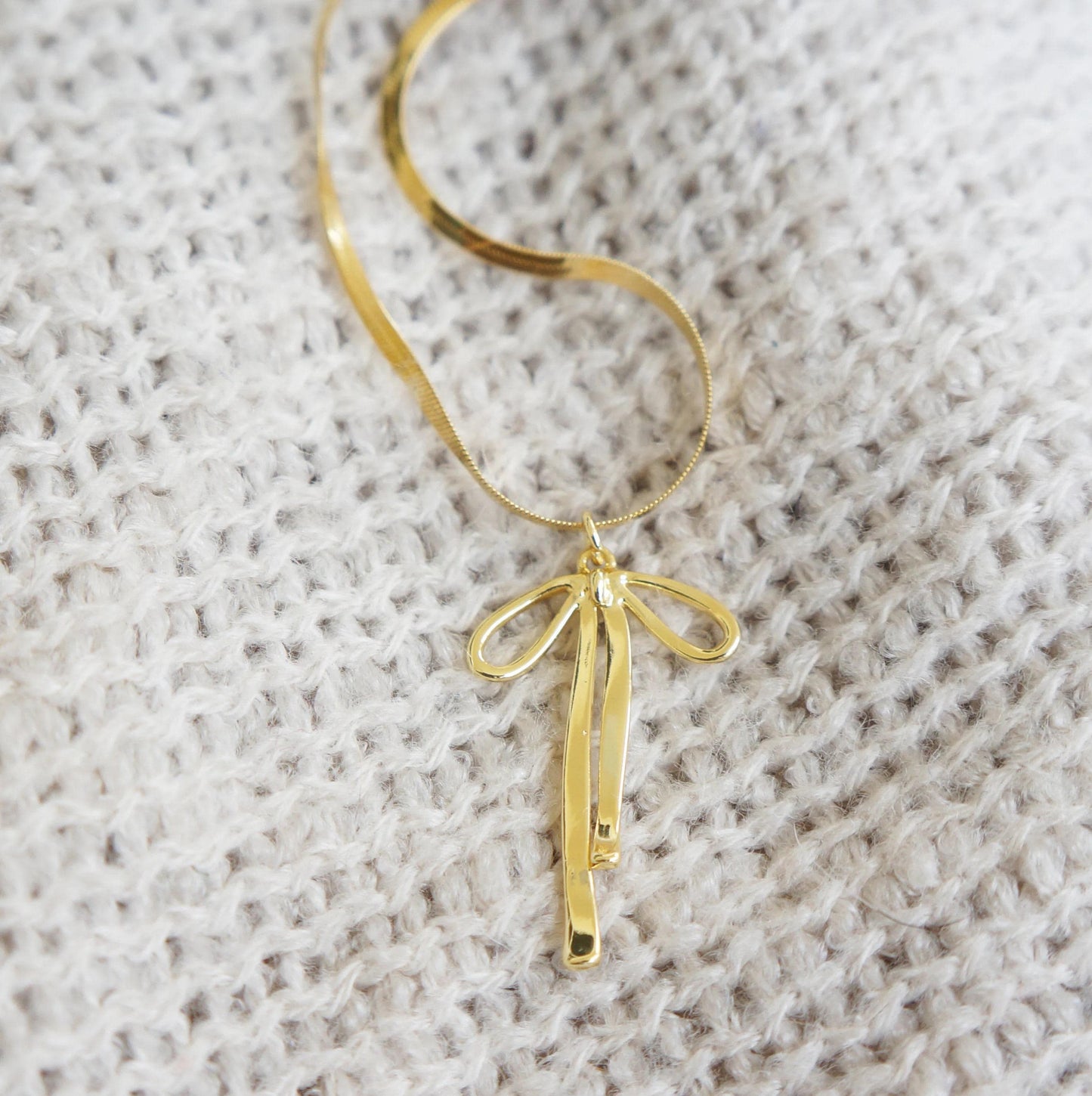 Gold Bow Necklace