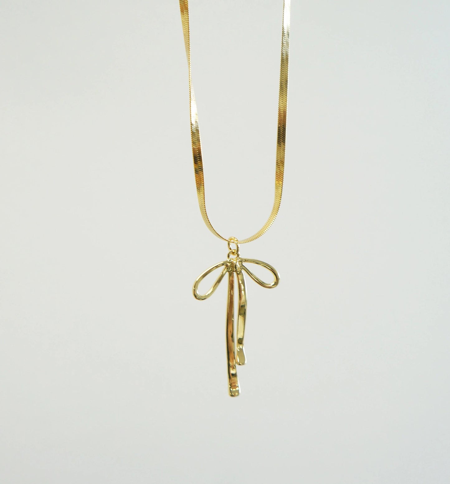 Gold Bow Necklace