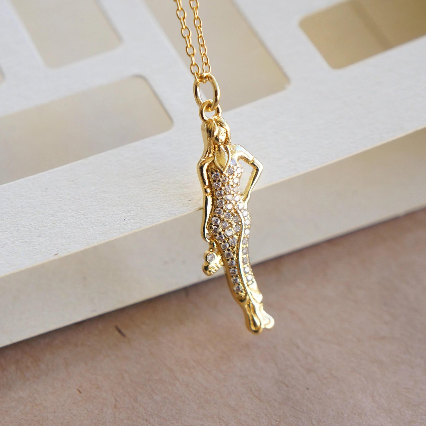 Delicate Woman Body Shape Necklace