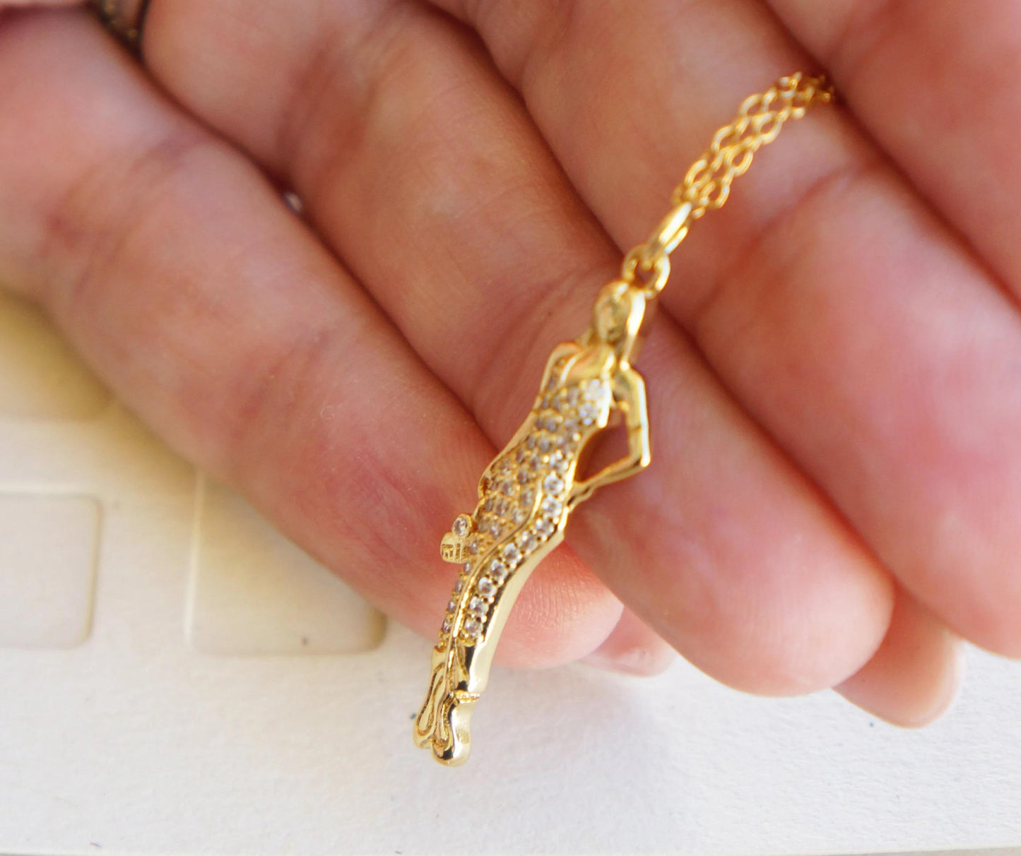 Delicate Woman Body Shape Necklace