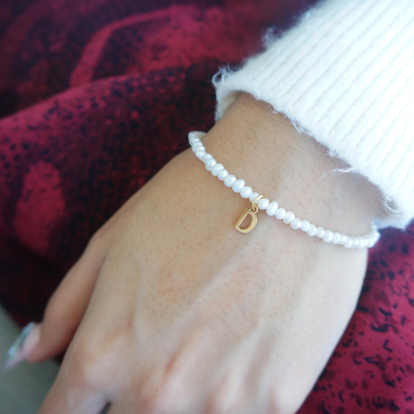 Personalized Pearl Bracelet with Letter Charm