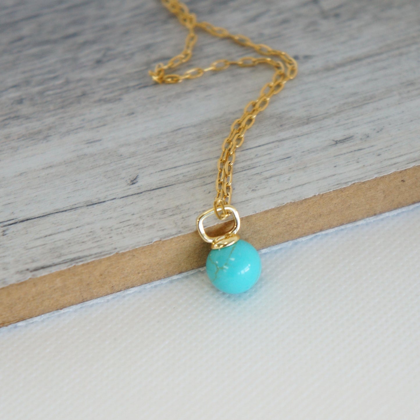 Minimal Turquoise Pendant Necklace, Dainty Round Turquoise Charm, Simple Jewelry, Dainty, Minimalist, Jewelry for Her, Women Necklace