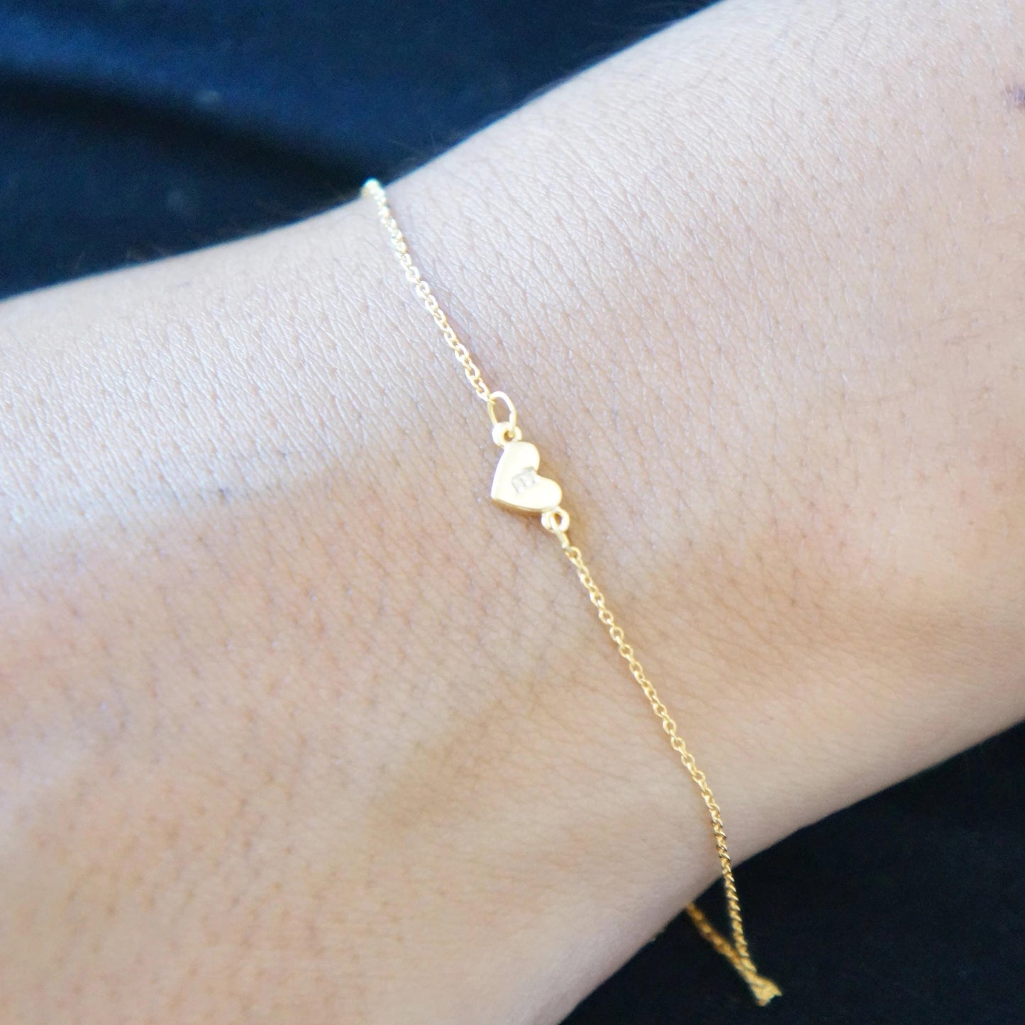 Tiny Gold Heart Bracelet Personalized Friendship Bracelet LOVE Dainty Heart Jewelry Thin Chain Bracelet Initial Heart Bridesmaid Gift