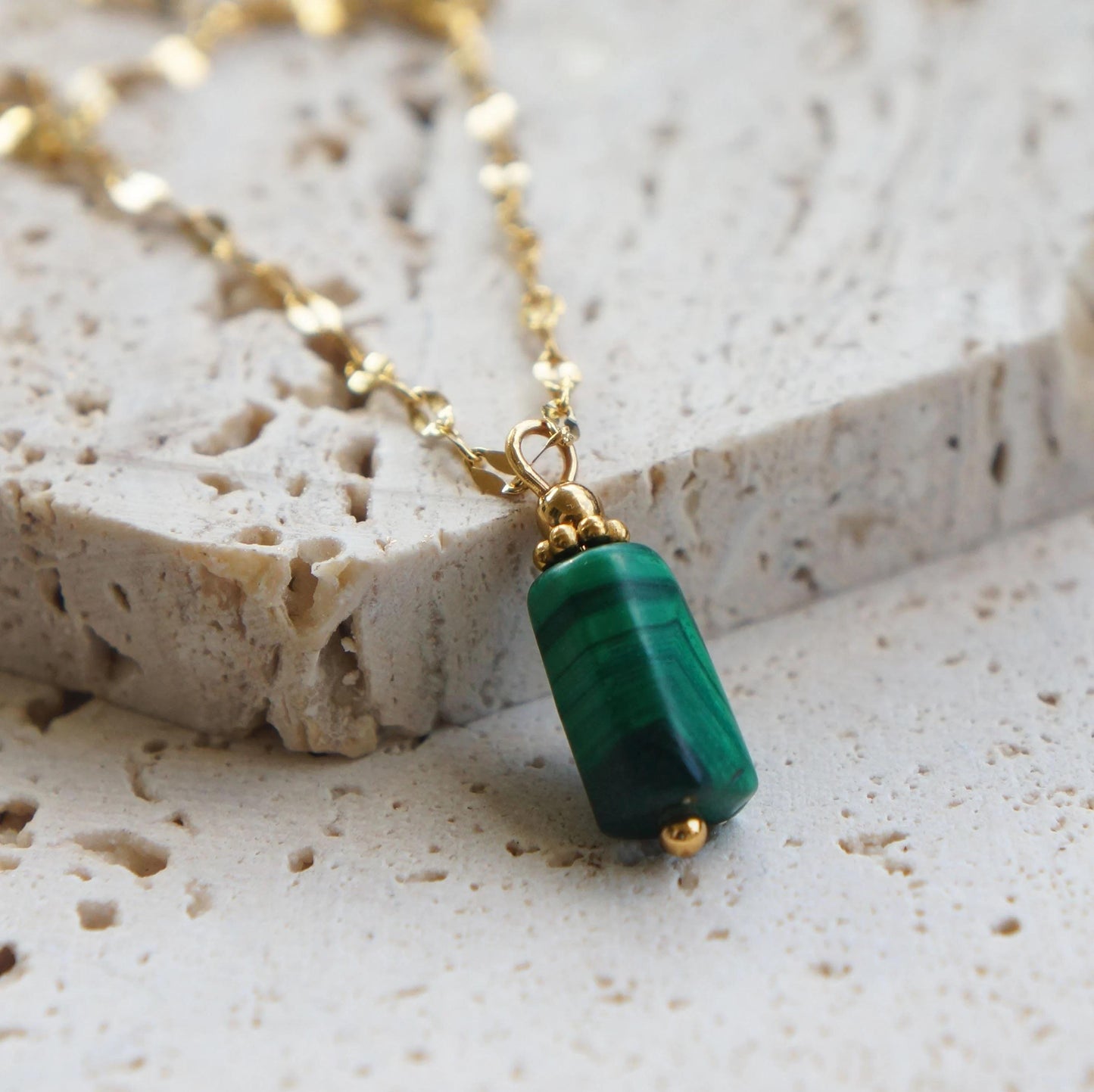 Malachite Stone Necklace, Spiritual Balance Healing Gift, Green Crystal Jewelry, Balance Pendant, Boho Necklace, Green Crystal