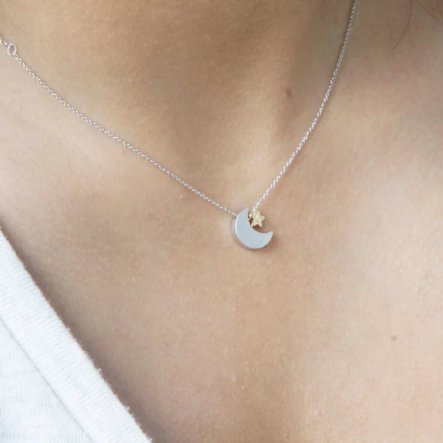 Star Moon Necklace Dainty Personalized Necklace Tiny Initial Star Boho Friendship Necklace Sister Gift Bridesmaid Gift Constellation