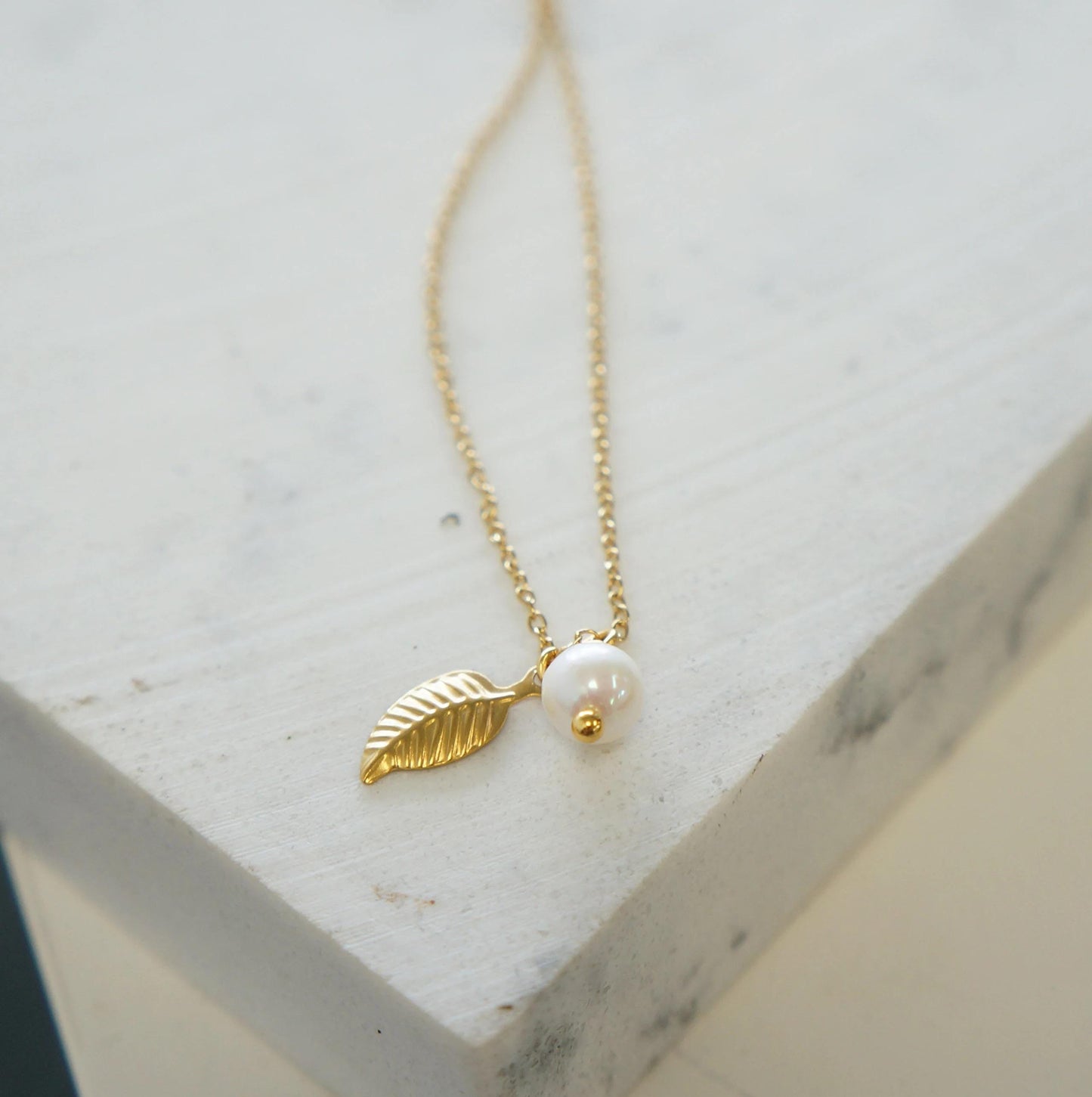 Tiny Pearl Necklace June Birthstone Delicate Classic Natural Akoya Pearl Necklace Gift Aesthetic Pearl Bridesmaid Necklace Tiny Necklace