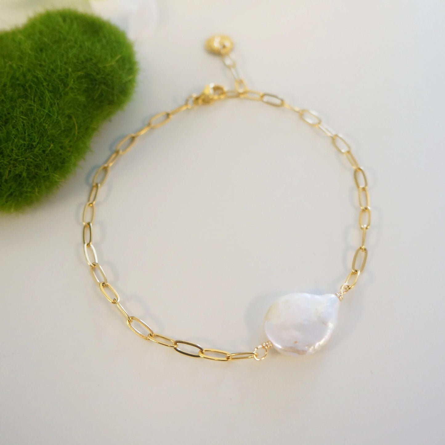 Delicate Coin Pearl Gold Bracelet Paperclip Chain Bracelet Adjustable Any Size Bridesmaids Bracelet Mother Gift June Birthstone Flat Pearl