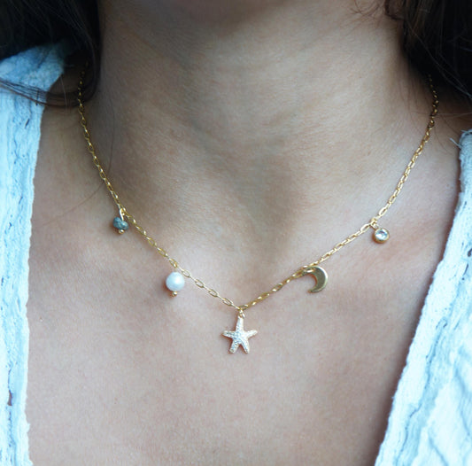 Gold Starfish Pearl Charm Necklace, Dainty Small Charms, Layering Necklace, Minimalist Jewelry Gift, Dangling Charms Cute Necklace for Her