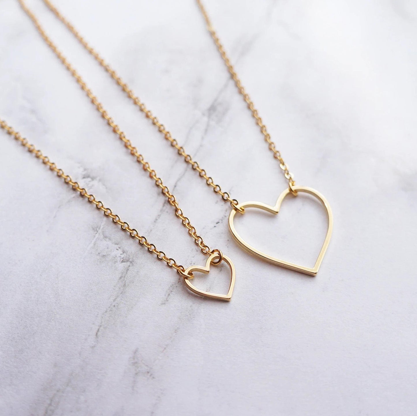 Gold Heart Necklaces SET of Two Mother Daughter Sentimental Gift Sisters Necklace Big Sis Lil Sis Dainty Layered Heart Necklace for Her