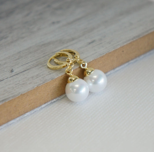 Gold Dangling Pearl Small Hoops,  Small Pearl Gold Earrings, Delicate Pearl Earrings, Dainty Hoop Earrings, Classic Pearls Gift for Her