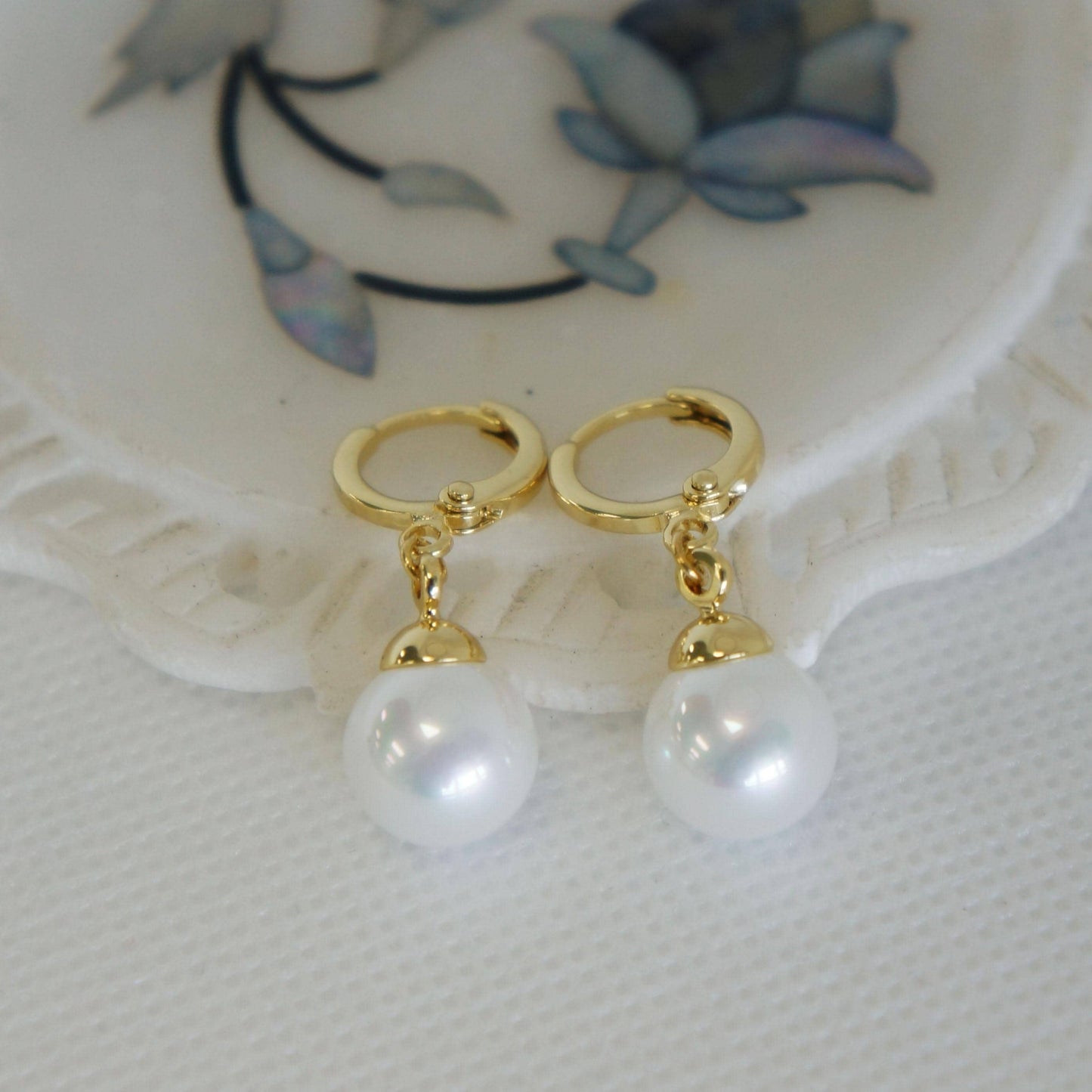 Gold Dangling Pearl Small Hoops,  Small Pearl Gold Earrings, Delicate Pearl Earrings, Dainty Hoop Earrings, Classic Pearls Gift for Her