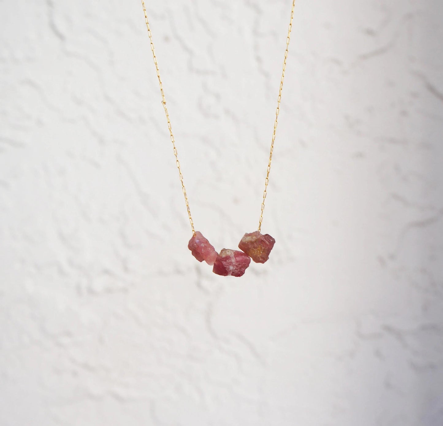 Raw Tourmaline Necklace Natural Gemstones Rough Pink Tourmaline t Necklace Gift for Women Energy Stone Necklace