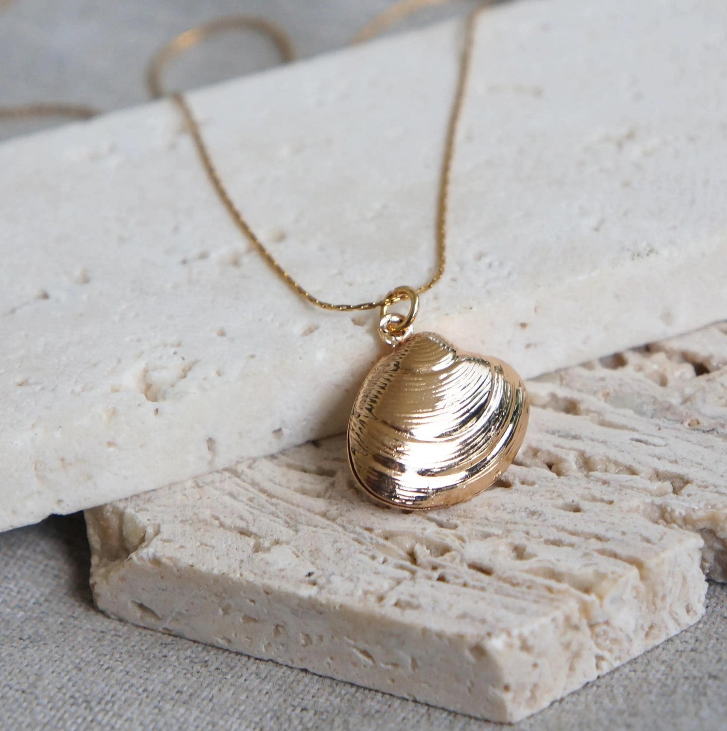 Gold Shell Necklace Dainty Delicate Chain, Simple Beach Jewelry, Summer Pendant, Adorable Seashell Charm, Gift, Jewelry for Woman