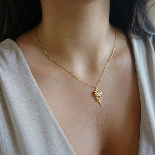 Delicate Gold Rose Flower Charm Necklace Wedding Bridesmaids Gift Mother of the Bride Necklace Flower Necklace for Women Cute Gift for Her