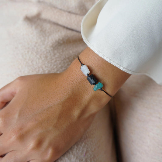 Raw Crystal Bracelet Spiritual balance Bracelet Black Tourmaline Bracelet Positive  Natural Powerful Stone Powerful Bracelet for Women/Men