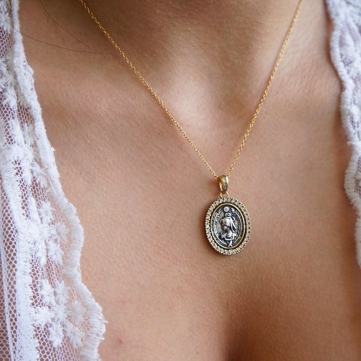 Antique Style Coin Medal Necklace Gift for Mom Vintage Coin Necklace Antique Gold Charm with CZ Tiny Crystals Unique Bronze Charm Necklace