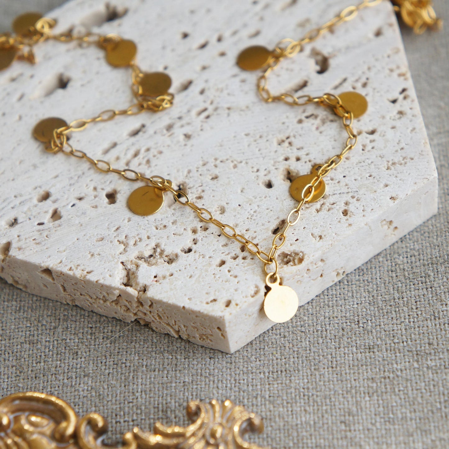 Sparkly Gold Dangling Discs Necklace, Delicate Layered Chain, Gift For Her, Elegant Jewelry, Discs Chain, Dainty