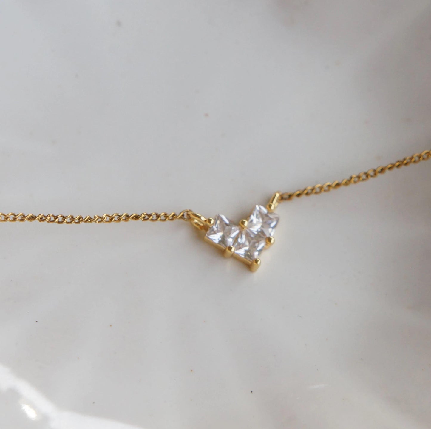 Delicate Crystal CZ Necklace, Gold Chain, Dainty Charm, Gift for Her, Minimalist Style, Necklace for Woman, Dainty Necklace, Tiny Charm