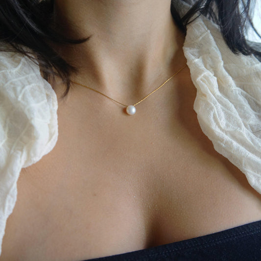 White Single Pearl Choker Necklace Dainty Snake Chain Solitaire Pearl Necklace Bridesmaid Necklace June Birthstone Gift for Women Girlfriend