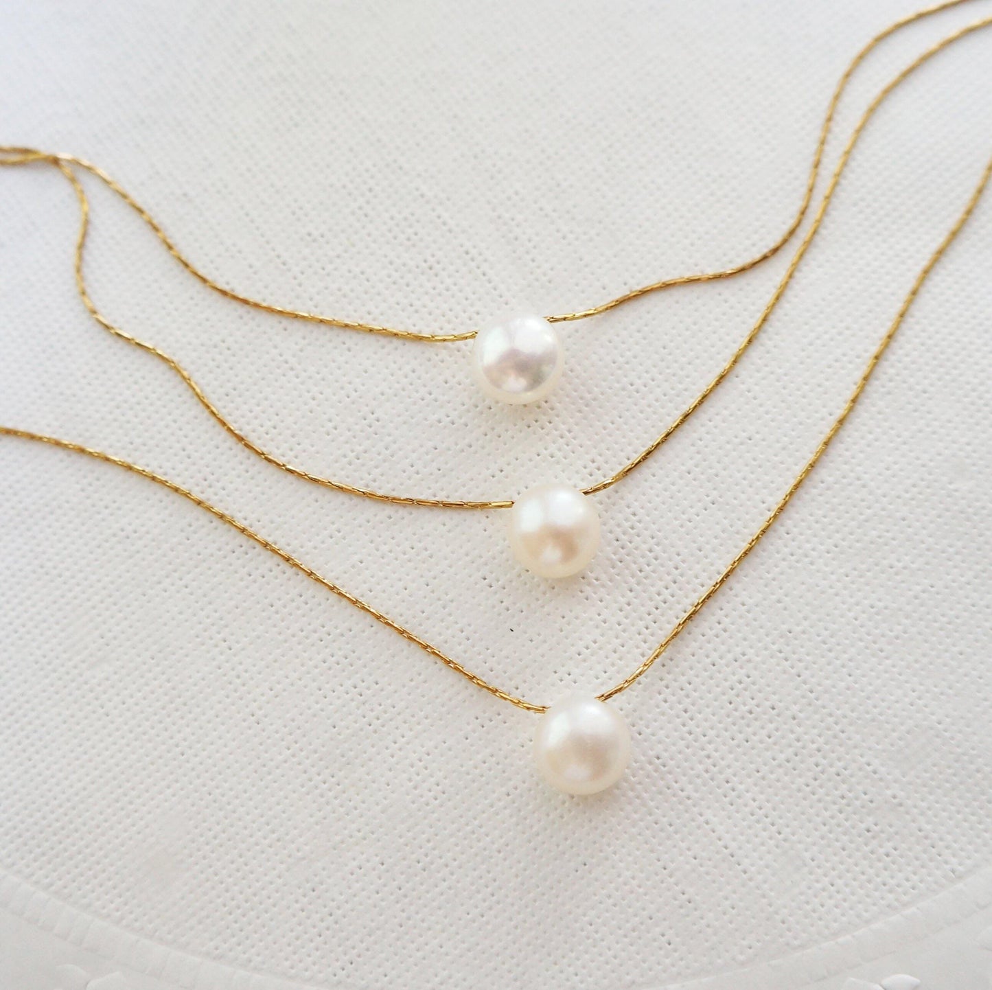 White Single Pearl Choker Necklace Dainty Snake Chain Solitaire Pearl Necklace Bridesmaid Necklace June Birthstone Gift for Women Girlfriend